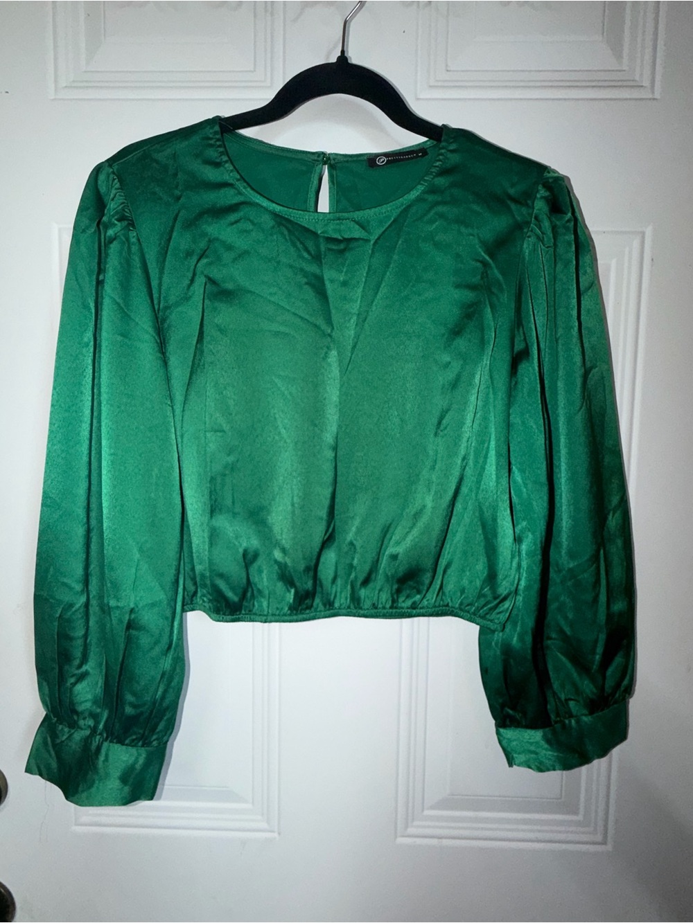 Pretty garden Emerald Green Satin Long-Sleeve women two piece outfits sizemedium